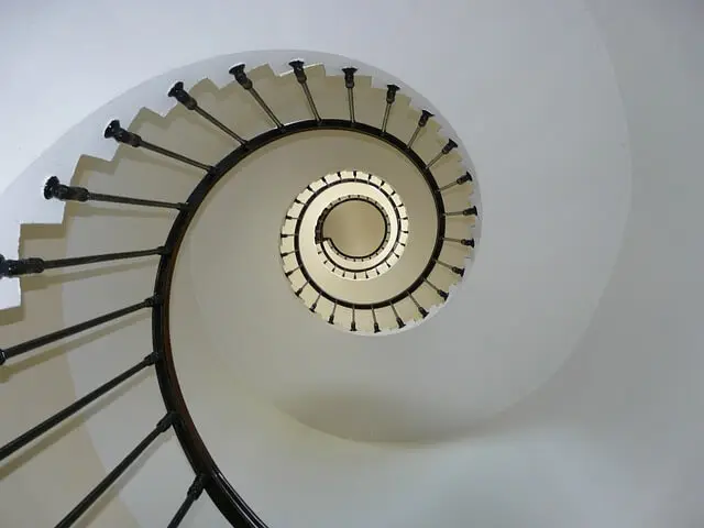 ROUND STAIRCASE 